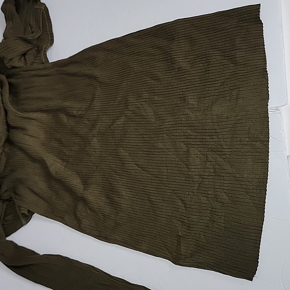 LAmade Off The Shoulder Green Dress/ S. - Picture 11 of 12